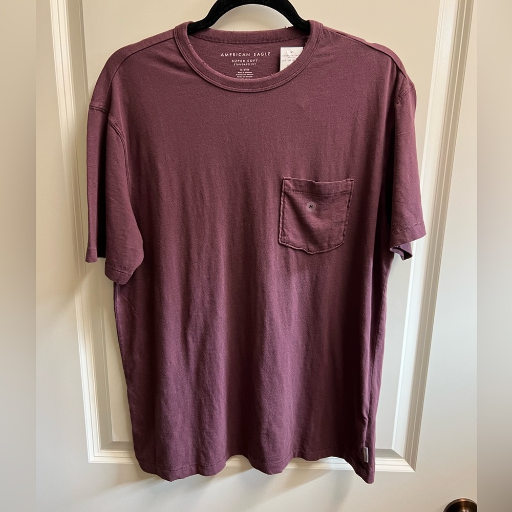 NWT American Eagle Super Soft Standard Fit Shirt size M